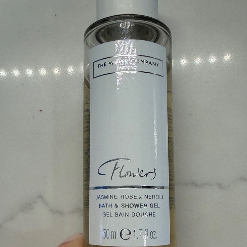 9 ct The White Company London Travel 1.7oz shampoo conditioner body wash lotion - Picture 6 of 11